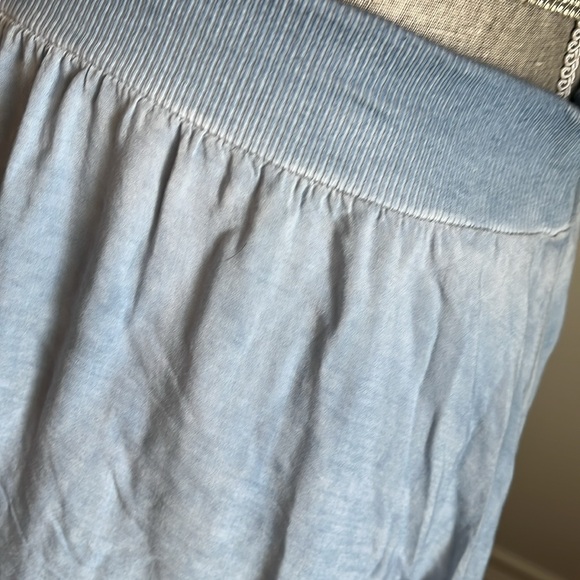 Charlie B lightweight rayon skirt - Picture 3 of 7